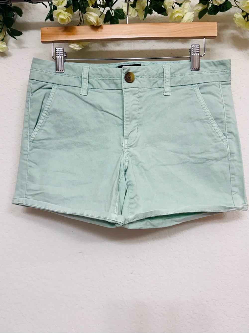 American Eagle Outfitters • Mint Green Pastel Spring Cotton Stretch Midi Shorts